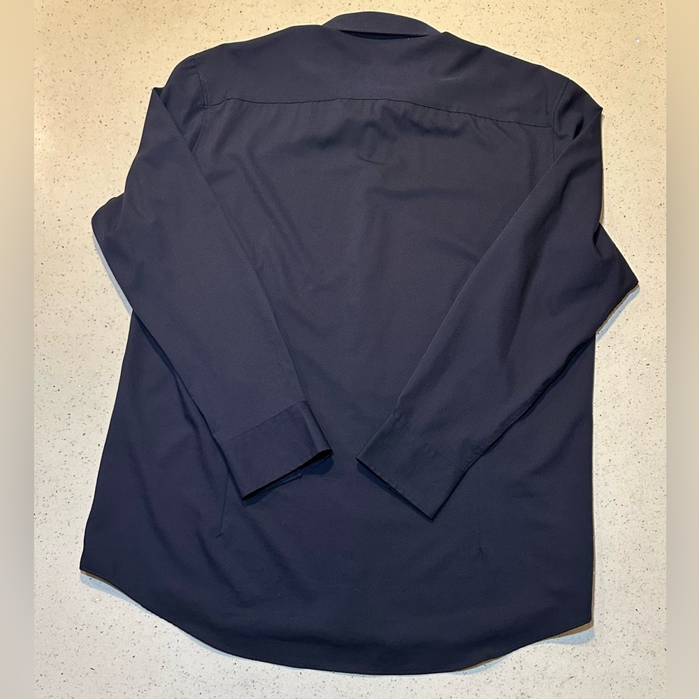 Men's Solid Performance Stretch Cooling Dress Shi… - image 2